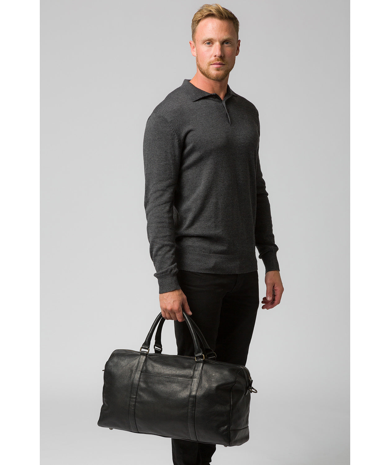 'Konan' Black Leather Holdall image 7