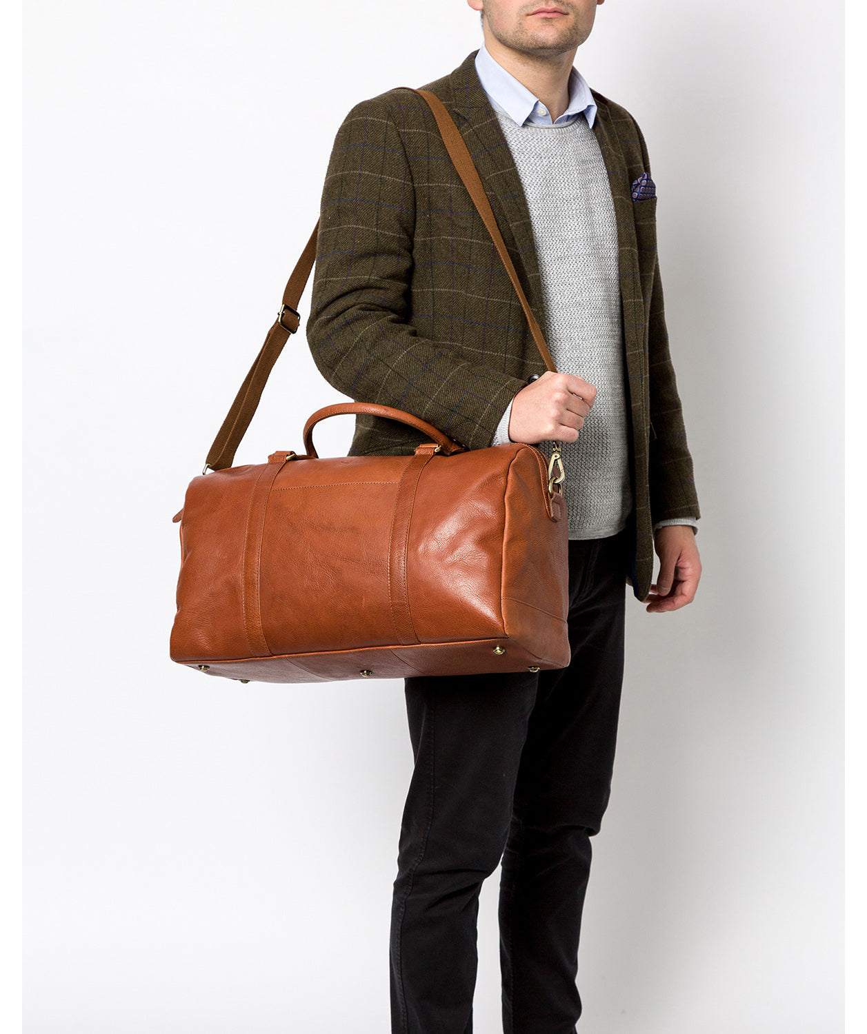 'Konan' Whiskey Buffalo Leather Holdall
image 2