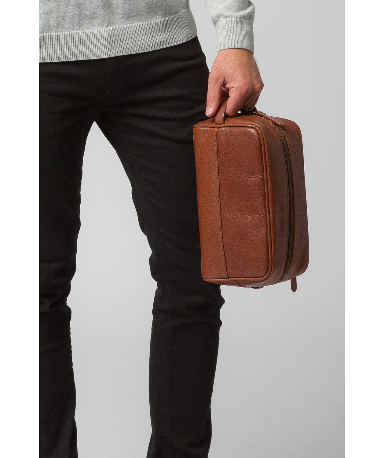 'Bowfell' Treacle Leather Washbag image 2