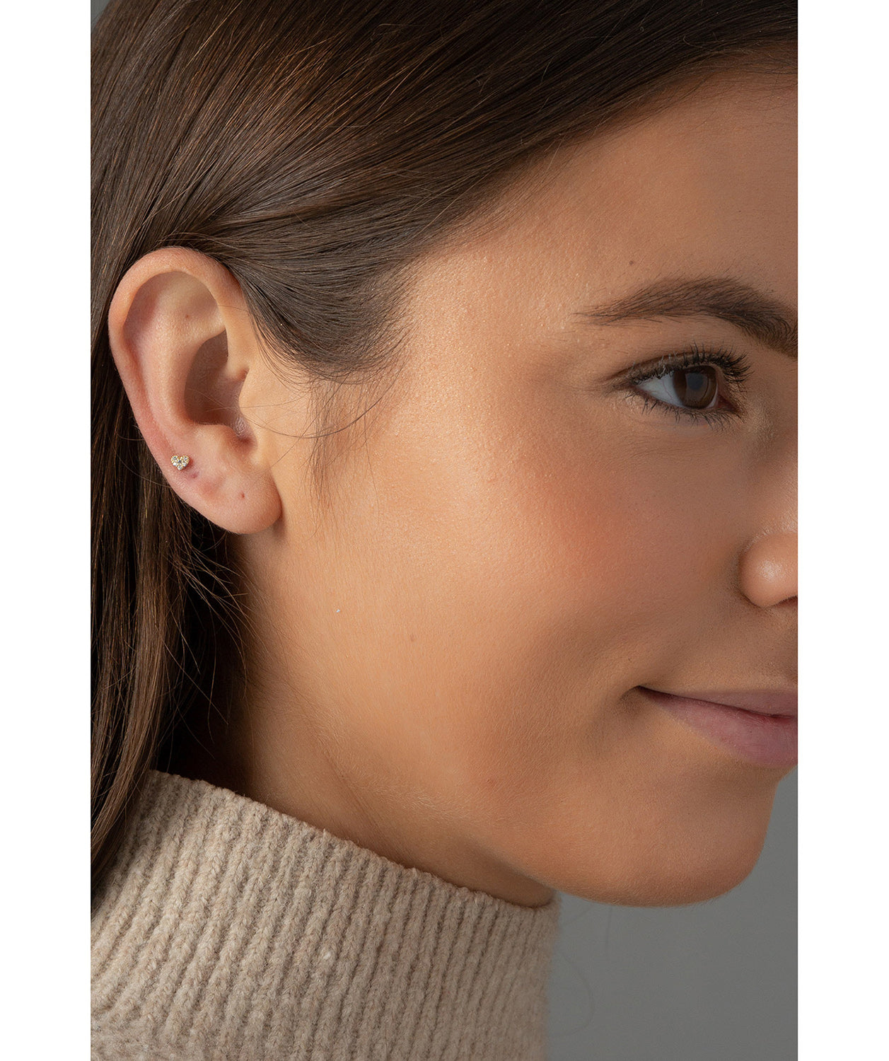 'Analise' 9ct Yellow Gold Cartilage Heart Earring image 2