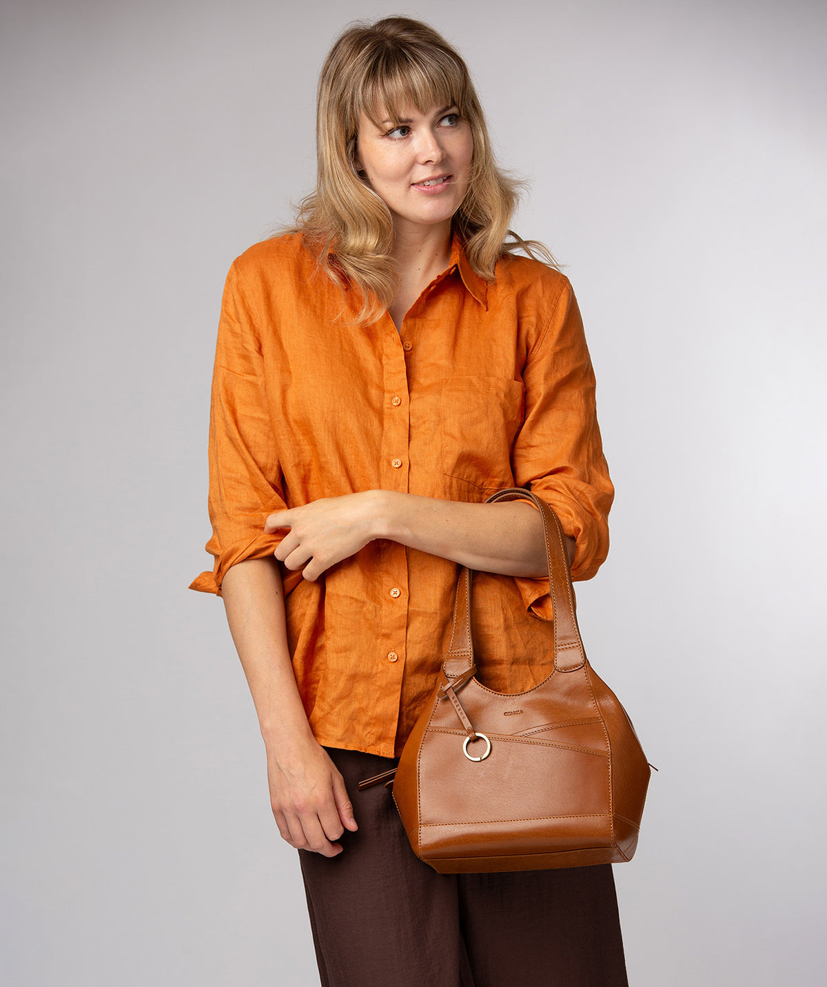 Vesper bag closed view with brass hardware