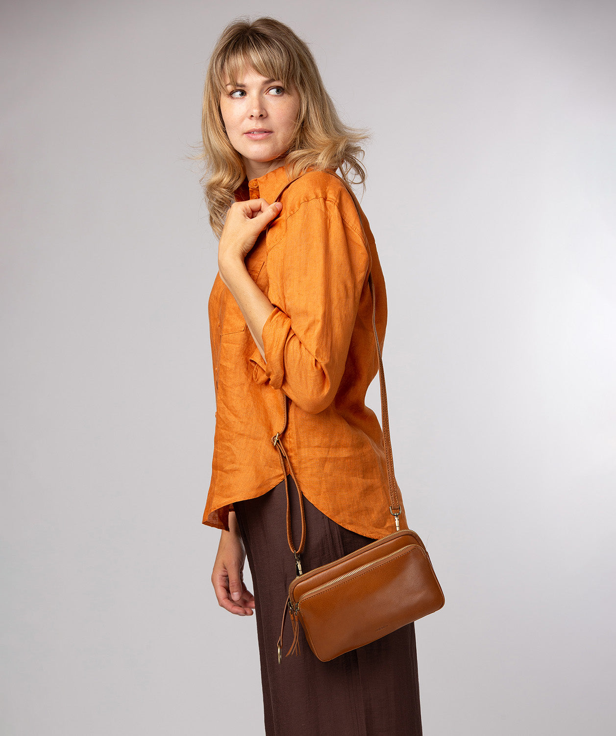 'Birdy' Dark Tan Leather Cross Body Bag