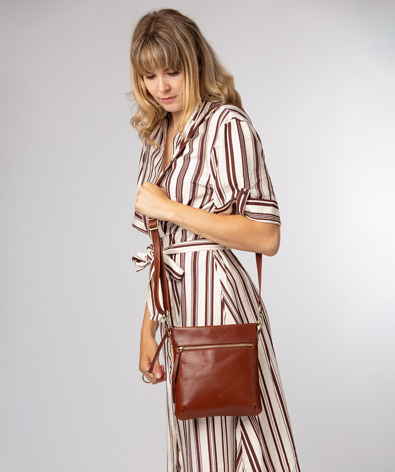 'Dove' Conker Brown Leather Cross Body Bag