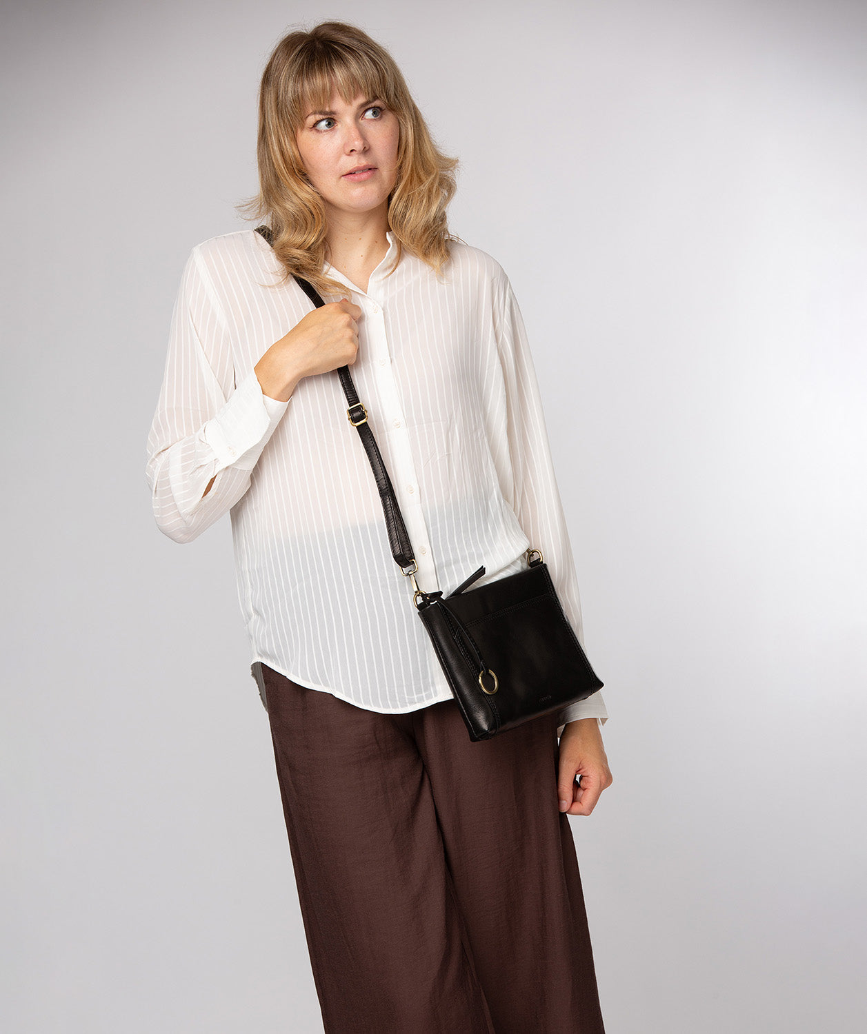 'Yew' Black Leather Cross Body Bag