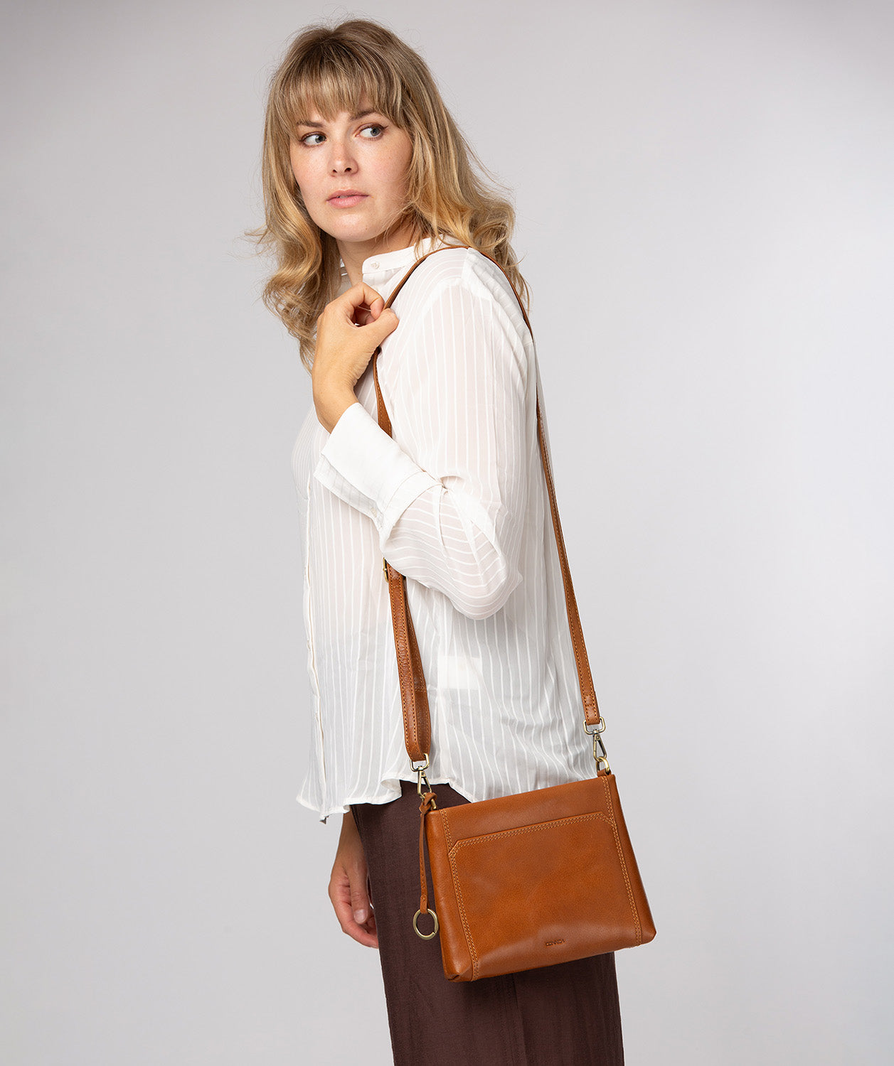 'Yew' Dark Tan Leather Cross Body Bag