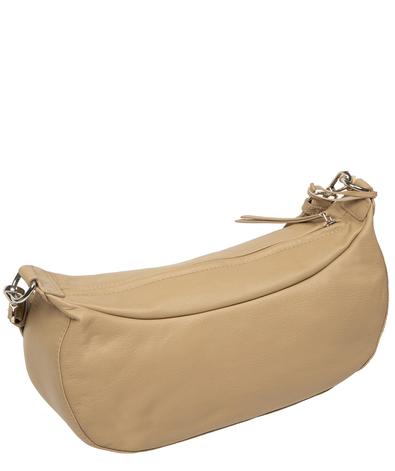 interior zip pocket and fully lined compartment detail