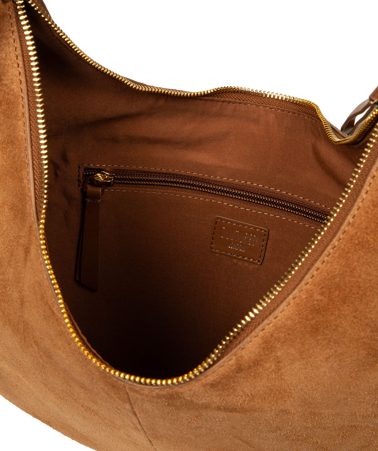 Interior zipped pocket and slip pocket storage detail
