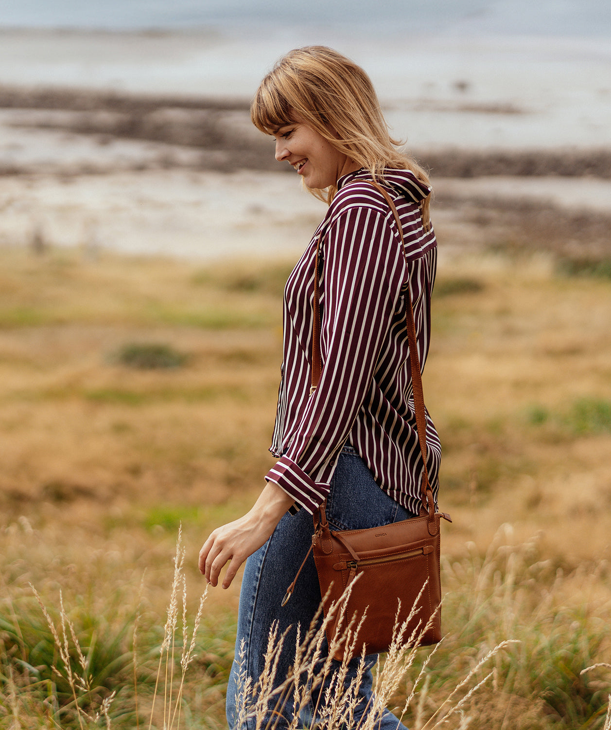 'Zarro' Dark Tan Leather Shoulder Bag