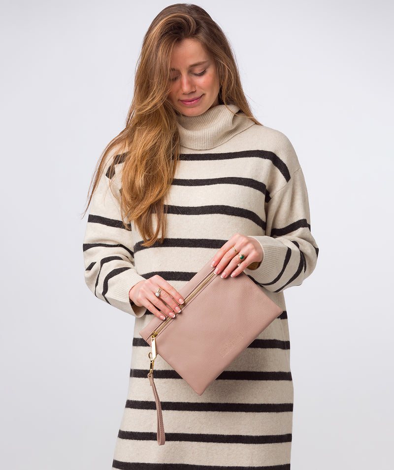 Pure Luxuries Classic Collection Bags: 'Chalfont' Blush Pink Leather Clutch Bag