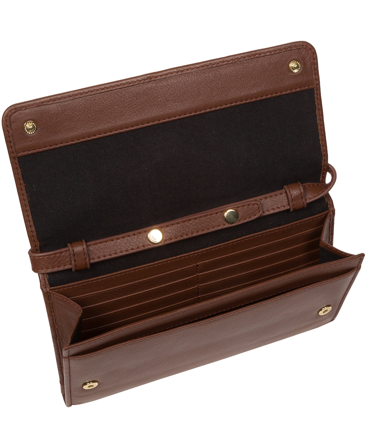 Interior zip pocket and compartment detail