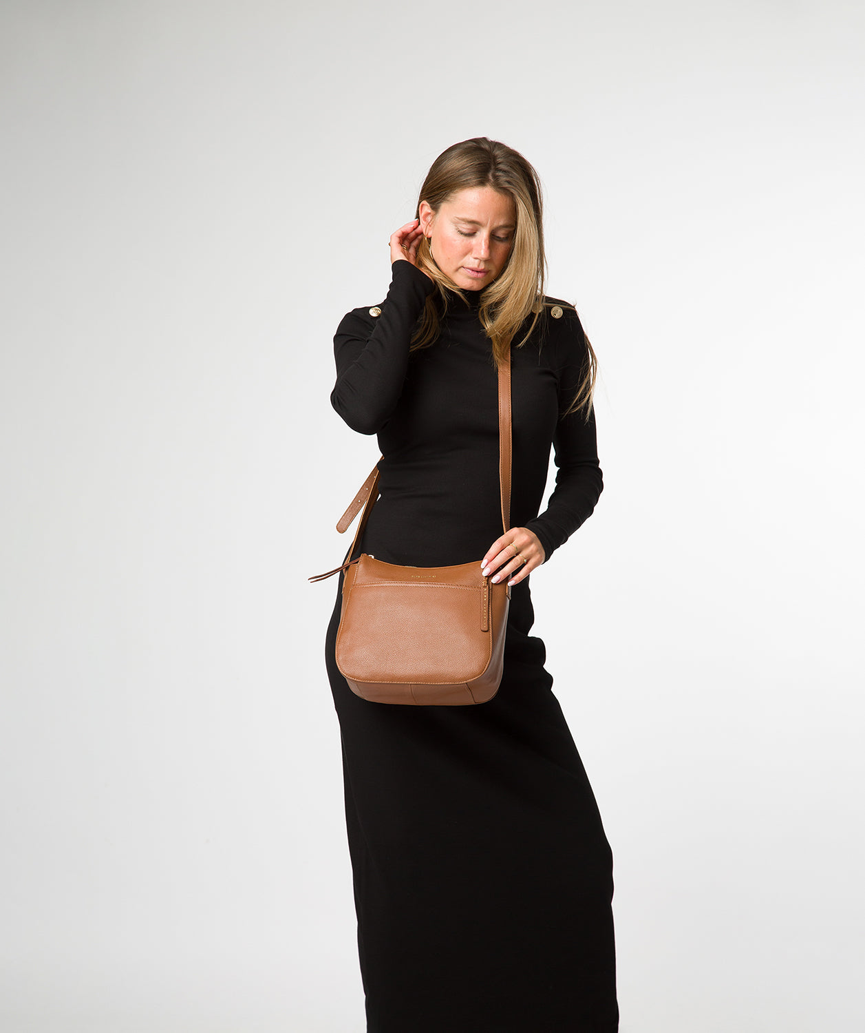 'Sloane' Tan Leather Cross Body Bag