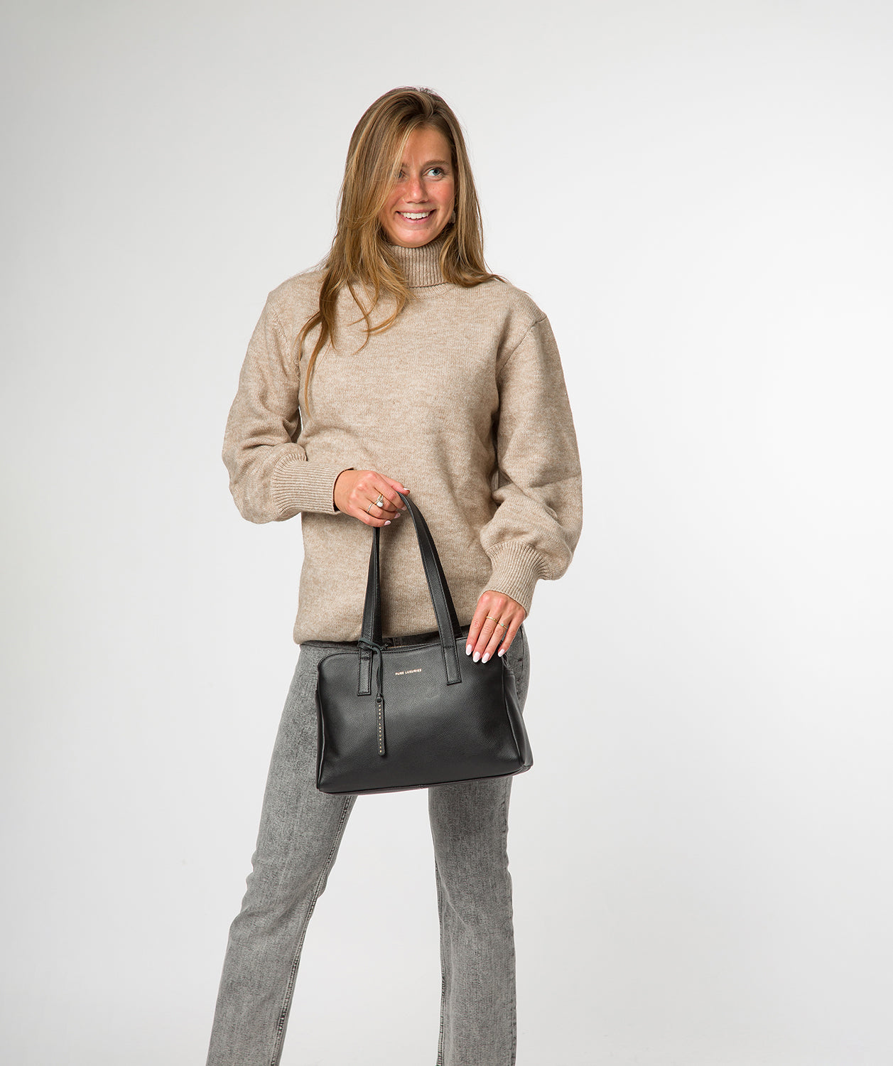 'Farncombe' Black Leather Handbag