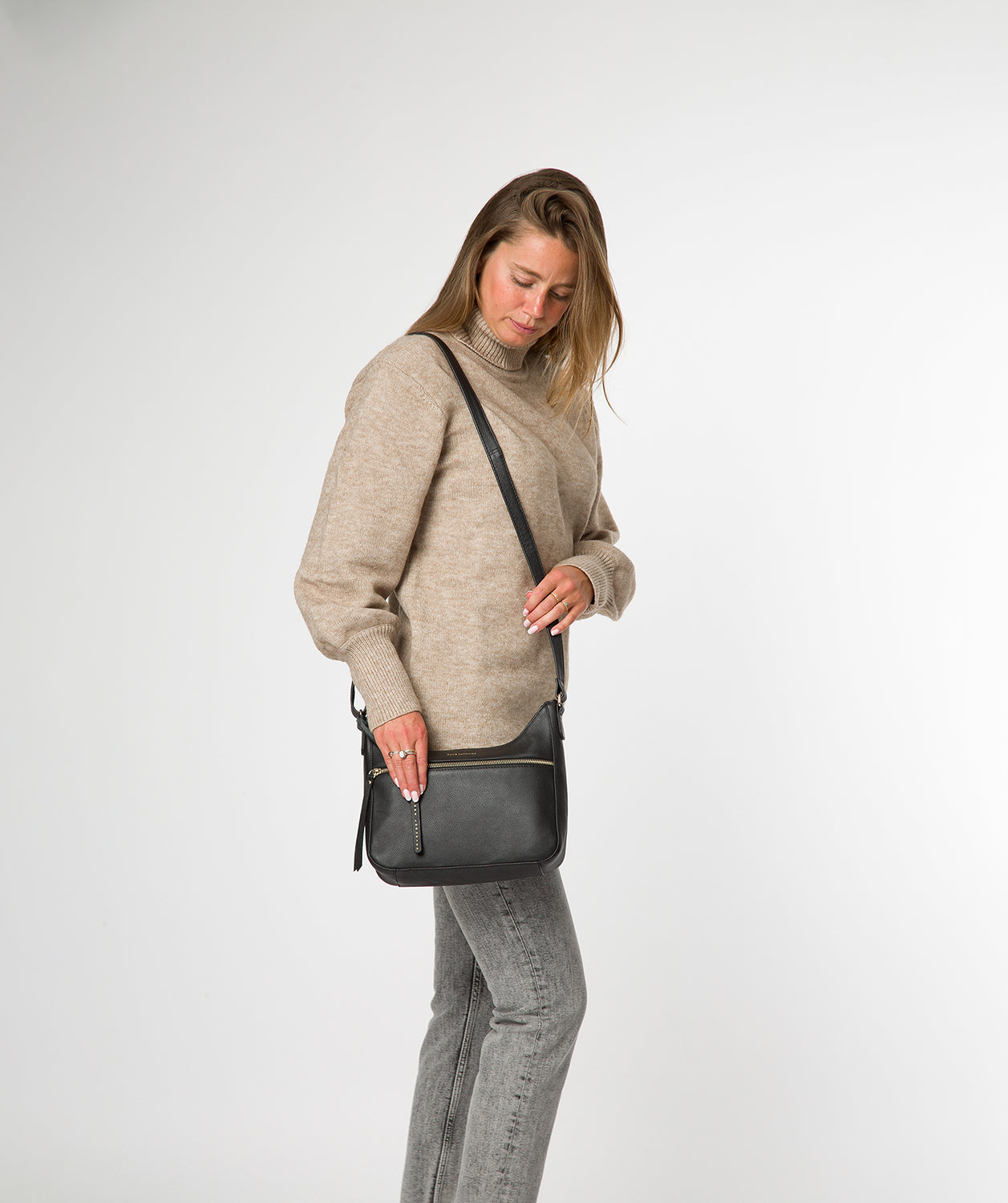 'Nunwell' Black Leather Cross Body Bag