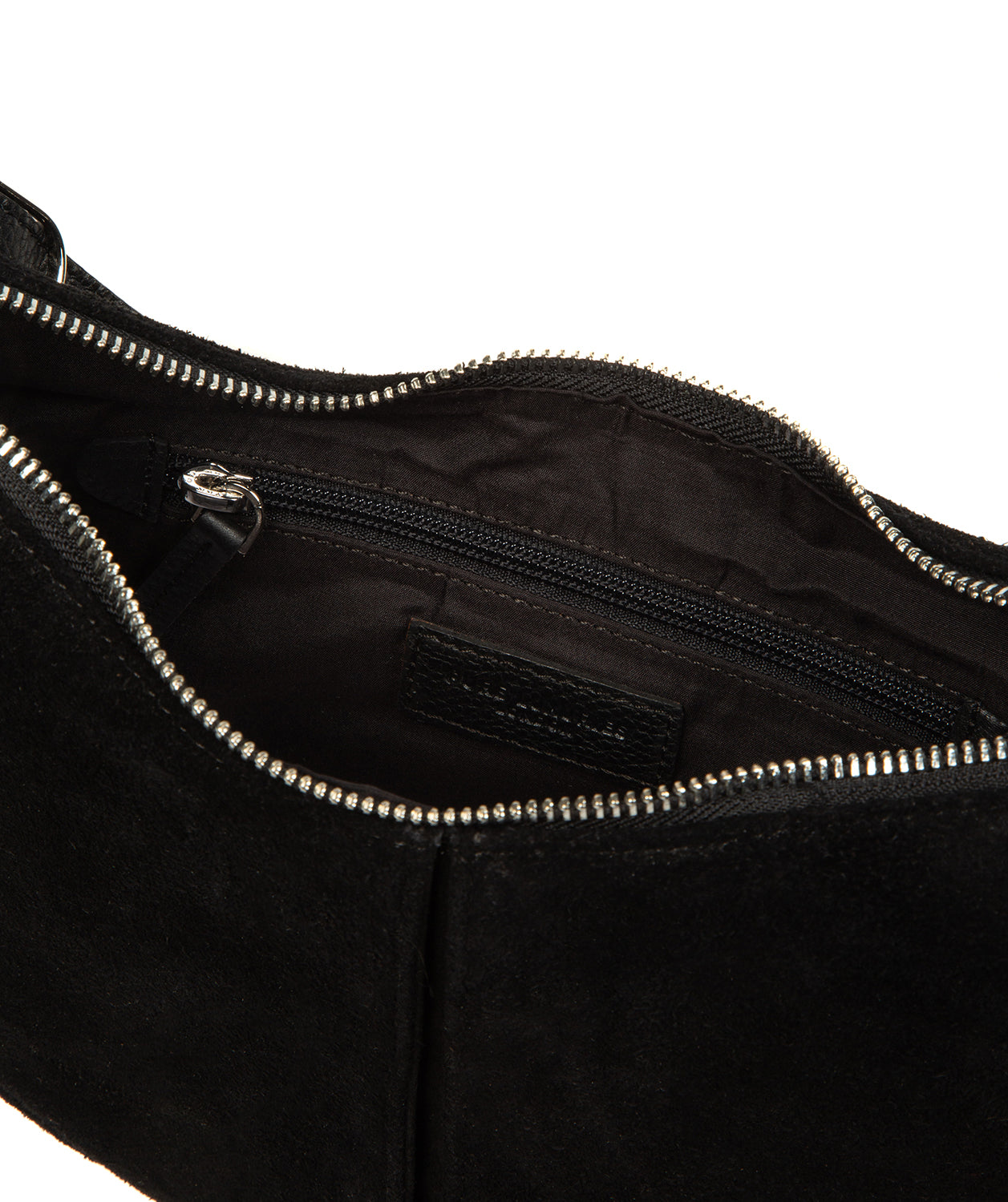 Interior organisation with zip and slip pockets