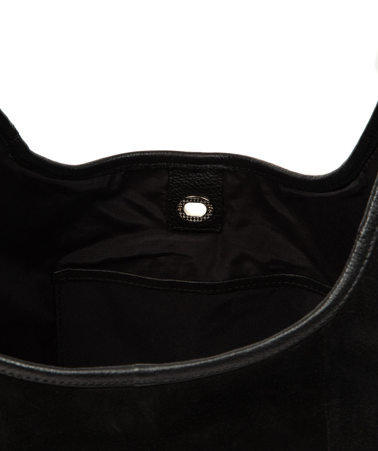 Bag interior lining and storage pocket configuration