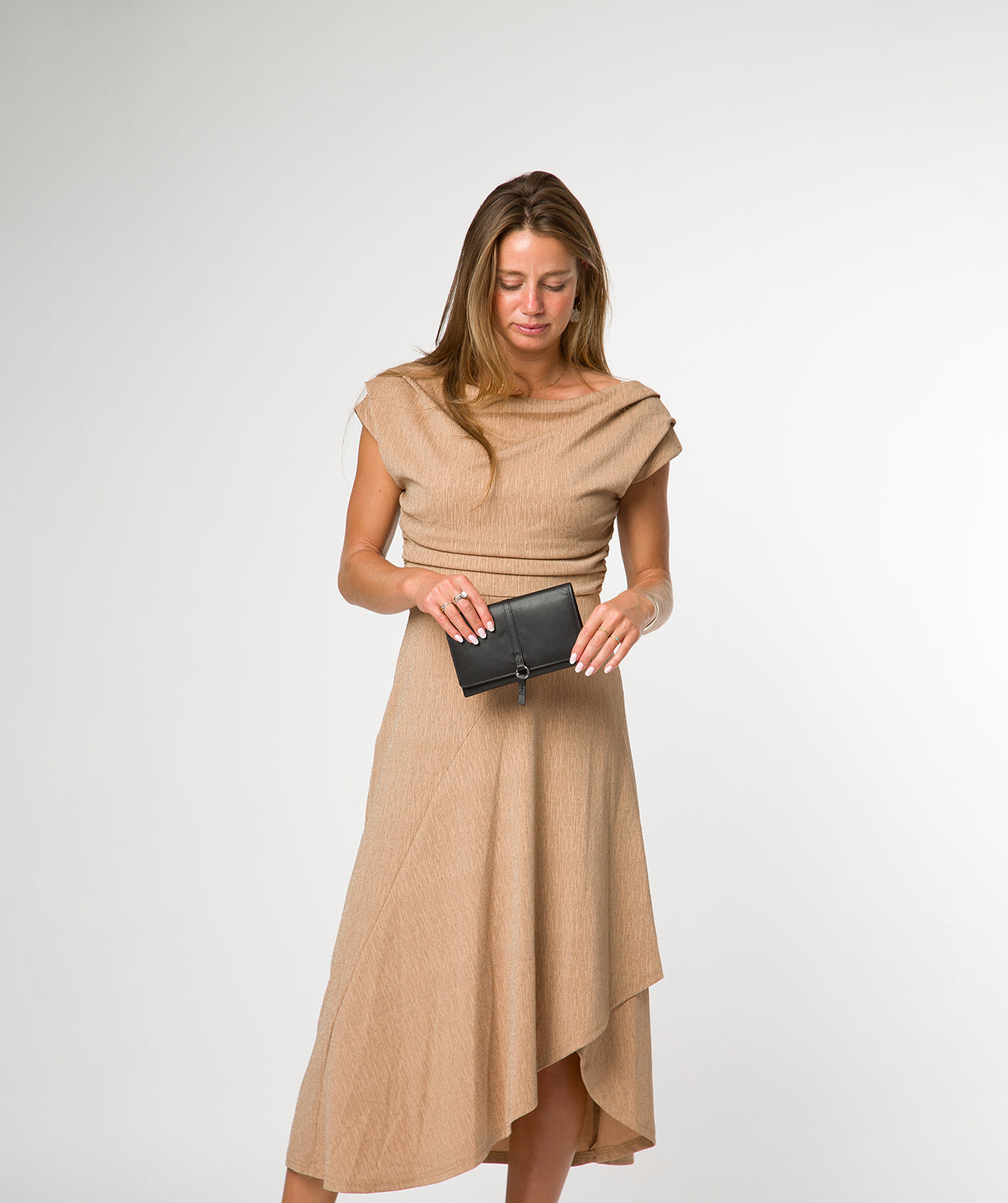 'Isla' Black Leather Purse