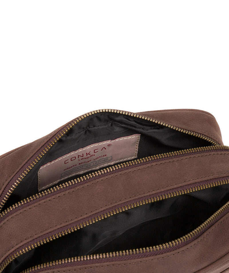 'Rudkin' Vintage Brown Leather Washbag
