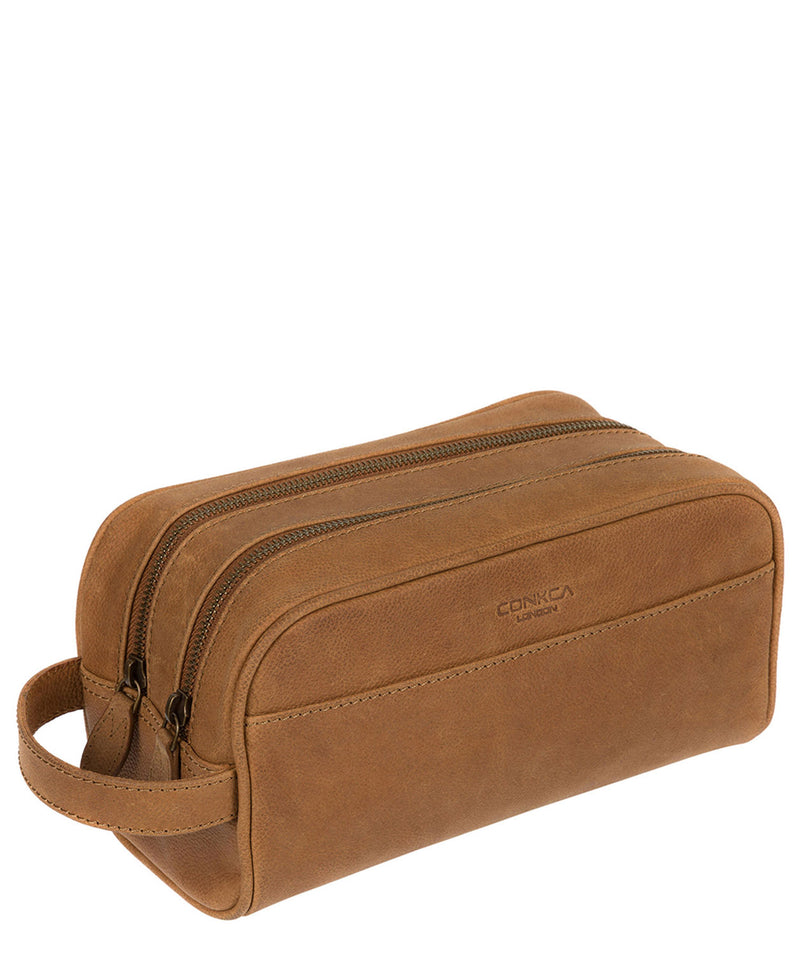 'Rudkin' Vintage Chestnut Leather Washbag
