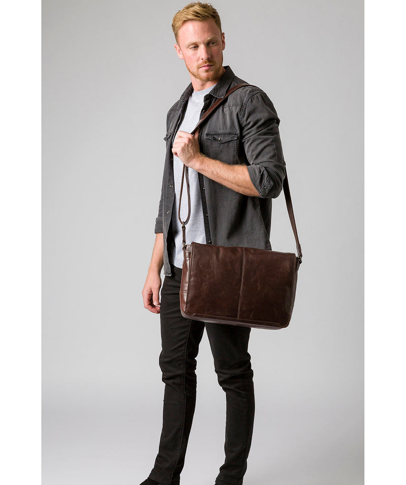 'Leao' Dark Brown Leather Messenger Bag image 2