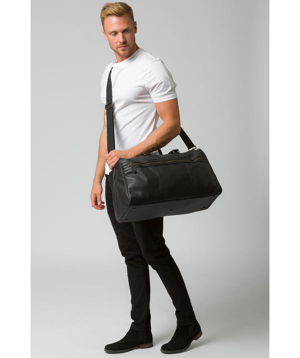 'Expedition' Black Leather Holdall image 2