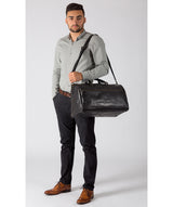 'Lucca' Italian-Inspired Black Leather Holdall image 2
