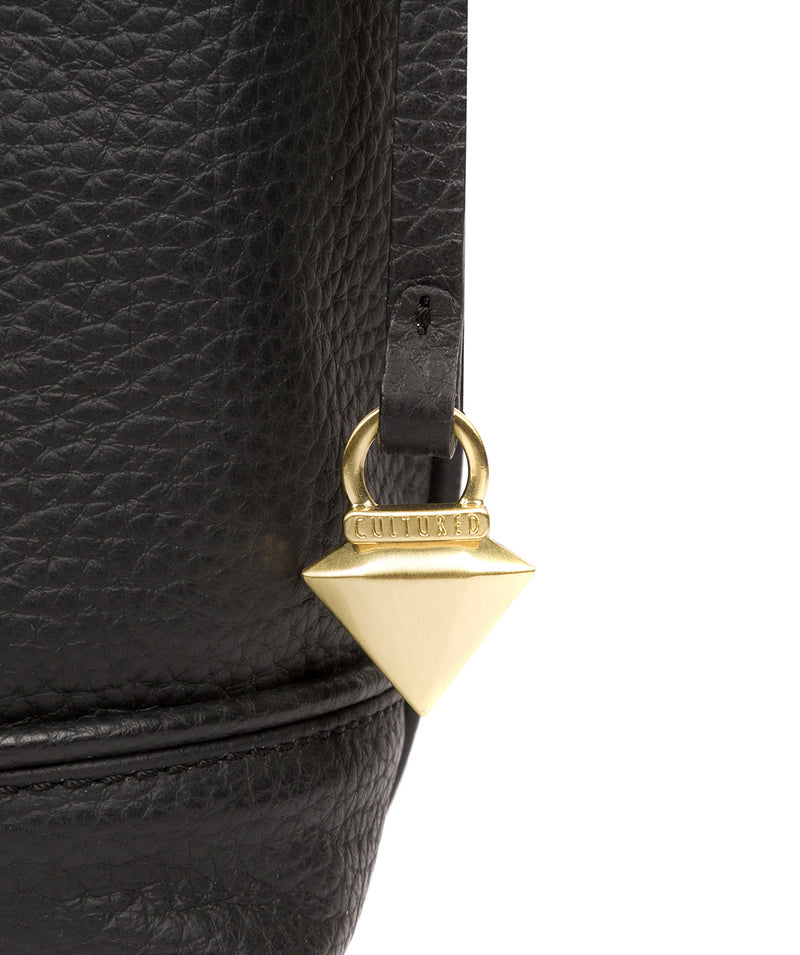 'Duana' Black Leather Shoulder Bag image 5