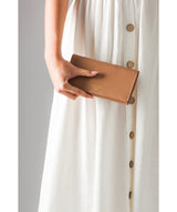 'Harlow' Fawn Leather Purse
