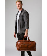 'Giambino' Italian-Inspired Umber Brown Leather Holdall image 7