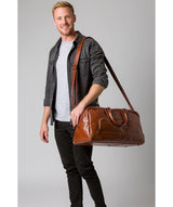 'Giambino' Italian-Inspired Umber Brown Leather Holdall image 2