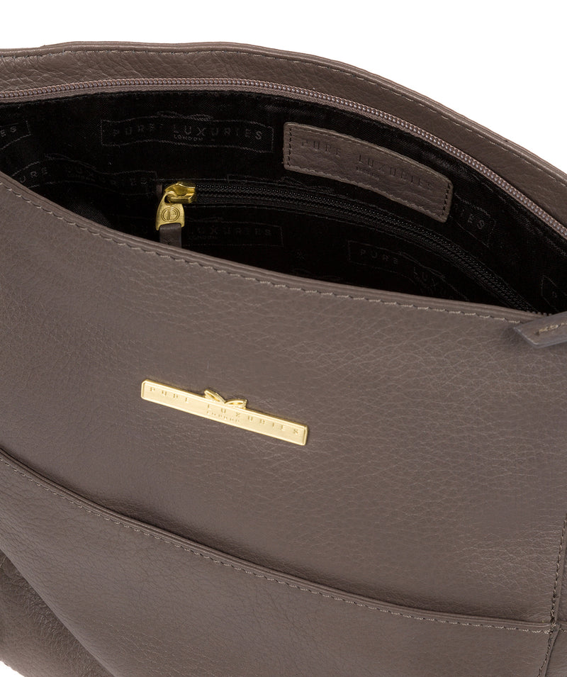 'Dorothea' Grey Leather Shoulder Bag image 4
