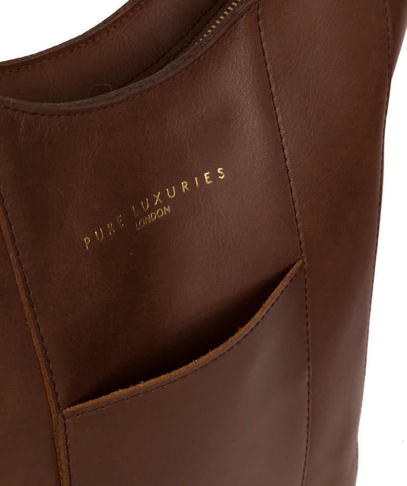 'Winchester' Ombré Chestnut Vegetable-Tanned Leather Shoulder Bag