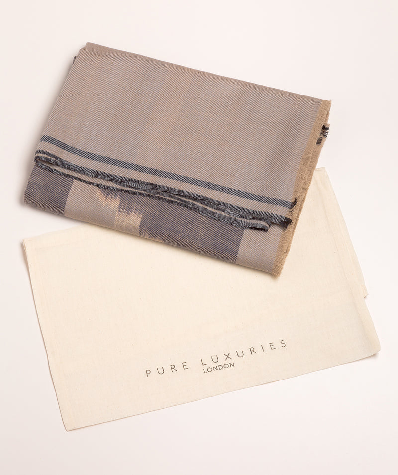 Pure Luxuries All Seasons Collection Accessory: 'Vector' Cashmere & Merino Wool Throw