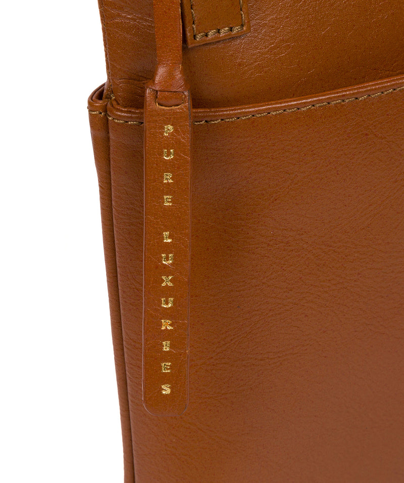 'Foxton' Vintage Dark Tan Leather Cross Body Bag image 5