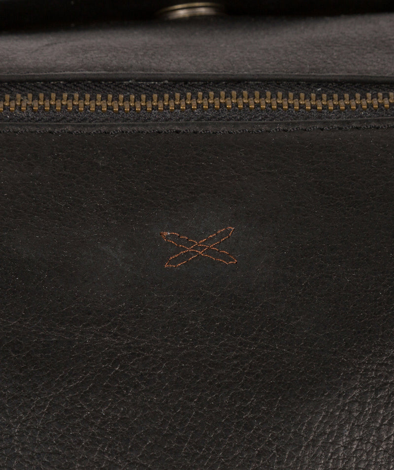 'Port' Black Leather Holdall image 6
