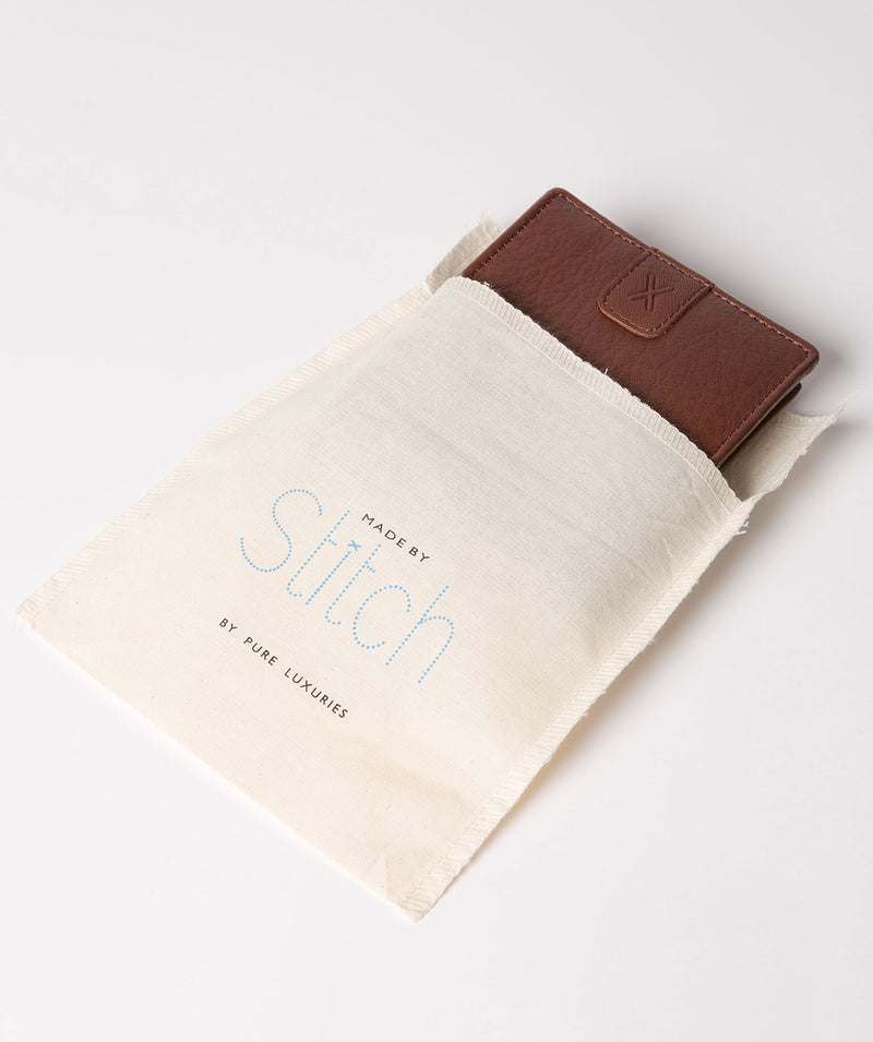 'Fisher' Brown Bi-Fold Leather Wallet image 5